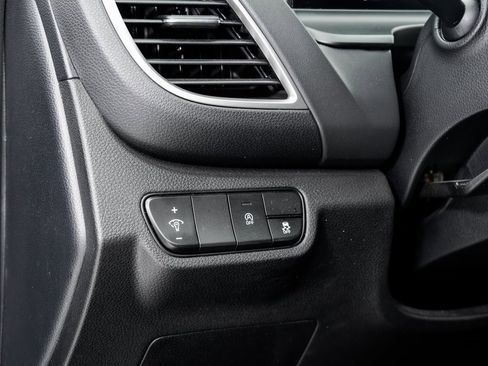 Used 2024 Kia Seltos EX image 11