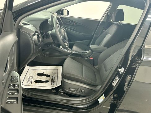 Used 2023 Hyundai Kona SEL w/ Cargo Package image 9