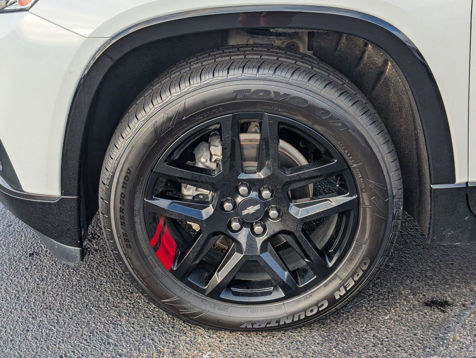 Used 2021 Chevrolet Traverse Premier w/ Redline Edition FWD image 12