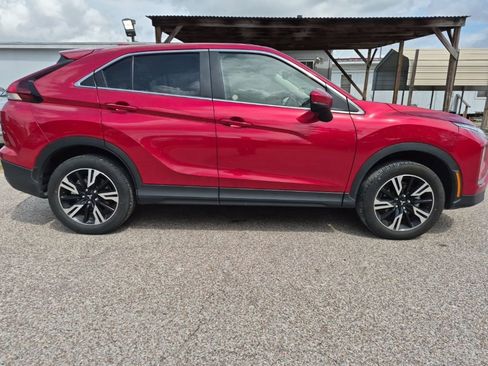 Used 2025 Mitsubishi Eclipse Cross AWD image 4