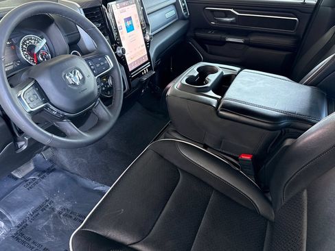 Used 2025 RAM 1500 Laramie AWD/4WD image 13