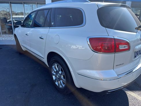Used 2015 Buick Enclave Premium image 12