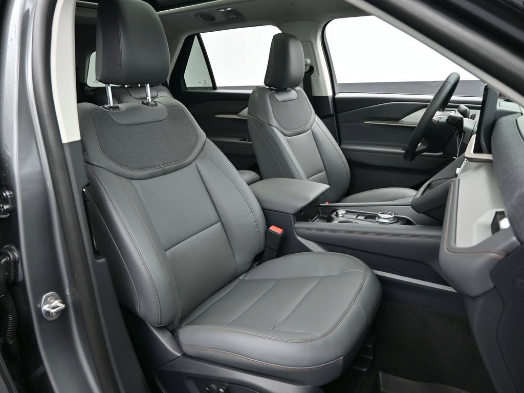 New 2026 Ford Explorer Active w/ Active Comfort Package AWD/4WD image 26