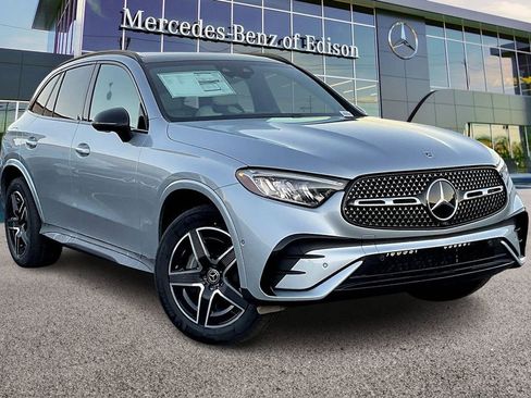 Used 2026 Mercedes-Benz GLC 300 4MATIC image 1