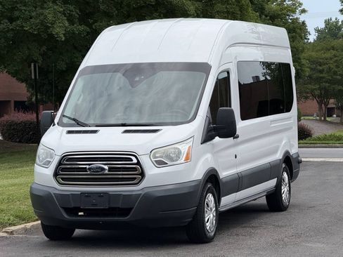 Used 2015 Ford Transit 350 XLT RWD image 2