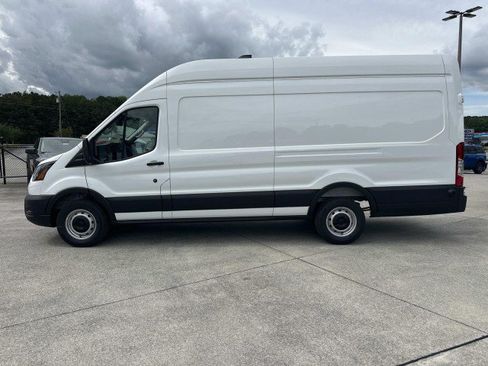 New 2026 Ford Transit 250 148 High Roof Extended w/ Load Area Protection Package RWD image 4