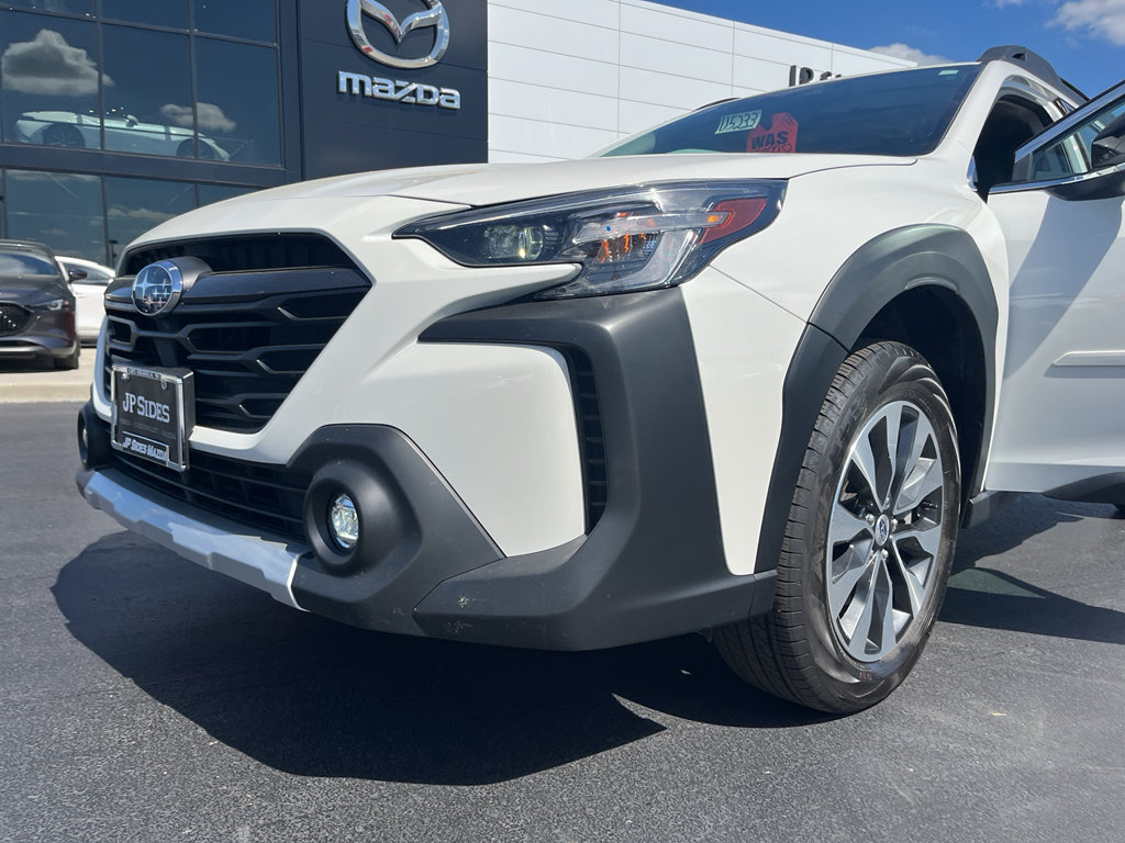 Used 2025 Subaru Outback Limited AWD/4WD image 53