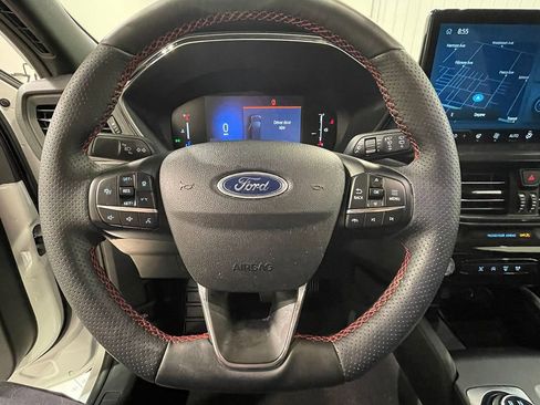 Used 2025 Ford Escape ST-Line w/ Tech Pack #1 AWD/4WD image 33