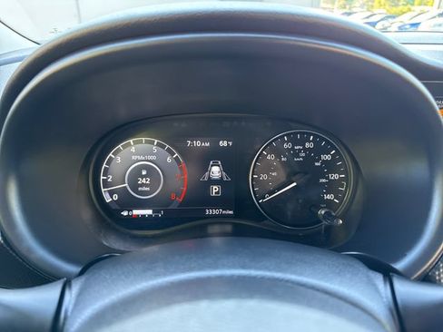 Used 2023 Nissan Kicks SV FWD image 19