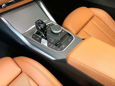 Used 2022 BMW M440i Convertible RWD image 14
