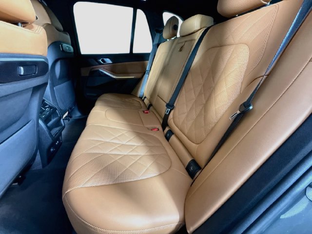 Used 2026 BMW X5 sDrive40i RWD image 24
