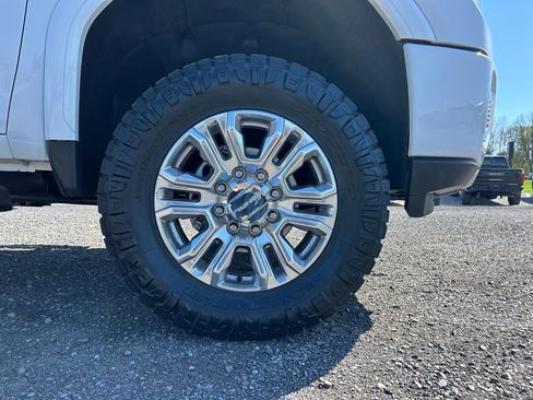 Used 2023 GMC Sierra 3500 Denali w/ Denali Ultimate Package image 25