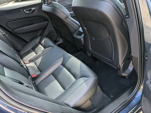 Certified 2023 Volvo XC60 B5 Core w/ Climate Package AWD/4WD image 25