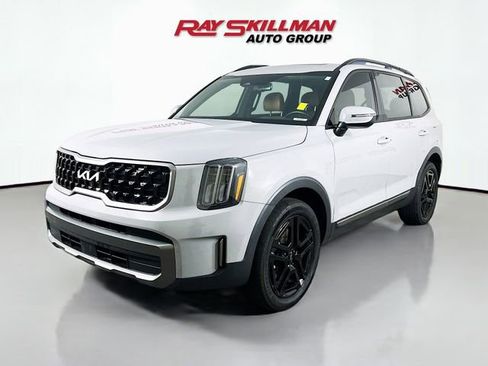 Used 2023 Kia Telluride EX X-Line image 3
