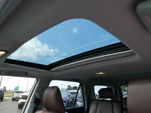 Used 2019 Toyota 4Runner 4WD image 25