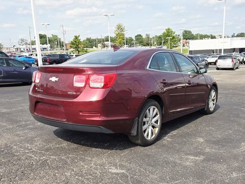 Used 2015 Chevrolet Malibu LT w/ Leather Package FWD image 3