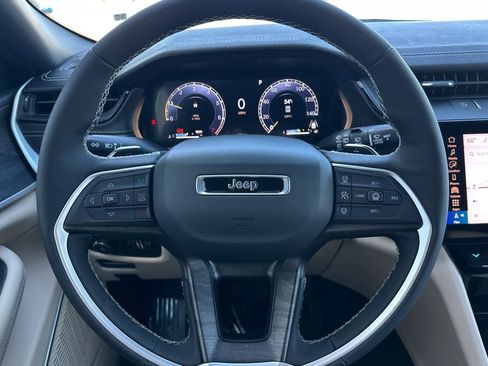 New 2026 Jeep Grand Cherokee L Limited image 27