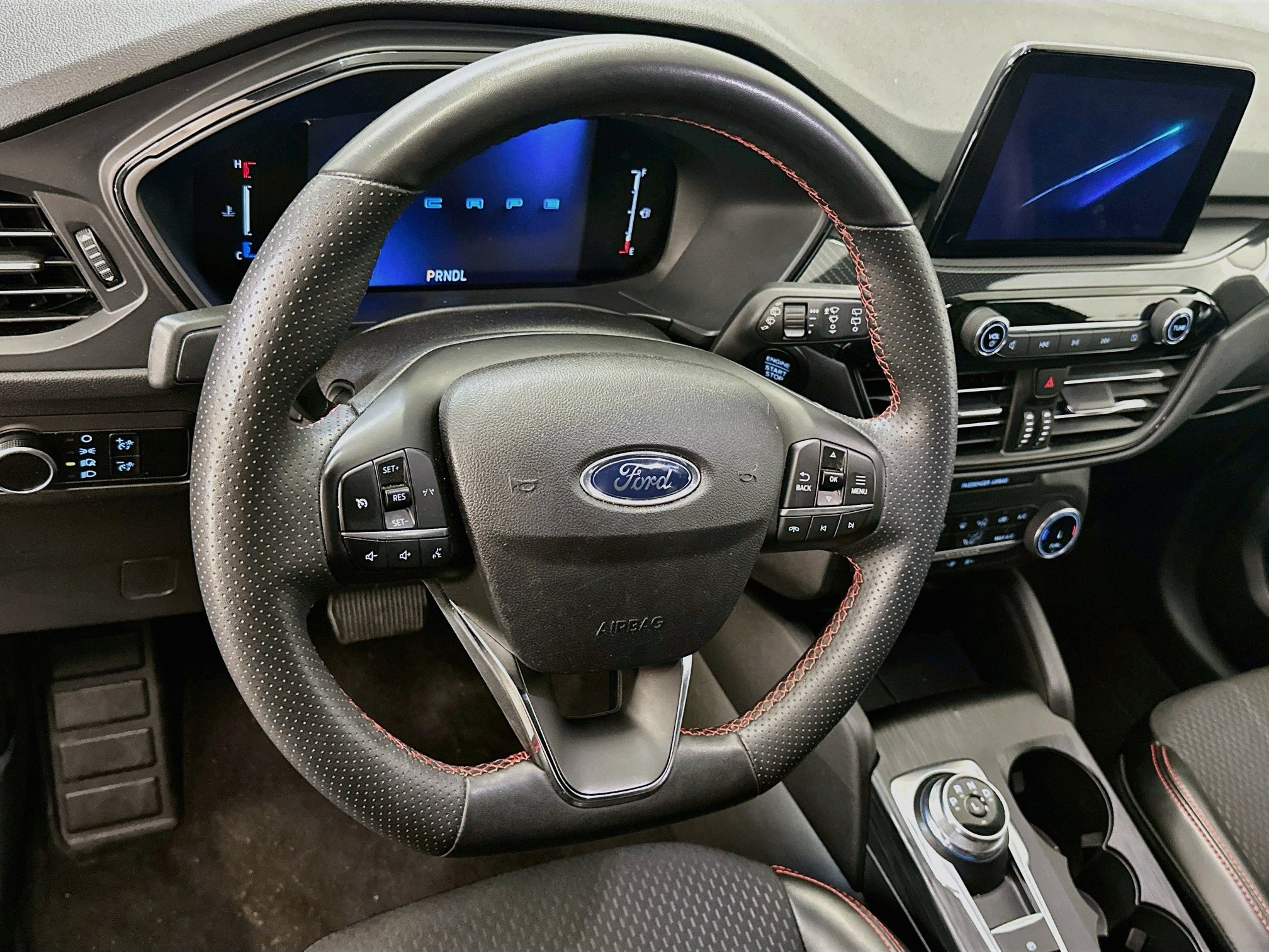 Used 2025 Ford Escape ST-Line AWD/4WD image 18