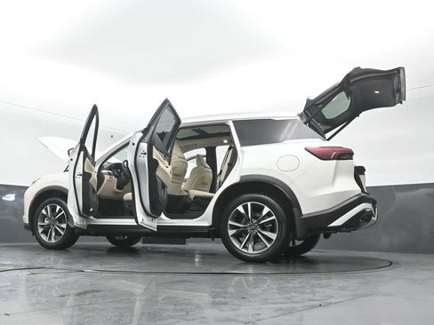 Certified 2025 INFINITI QX60 Luxe image 57