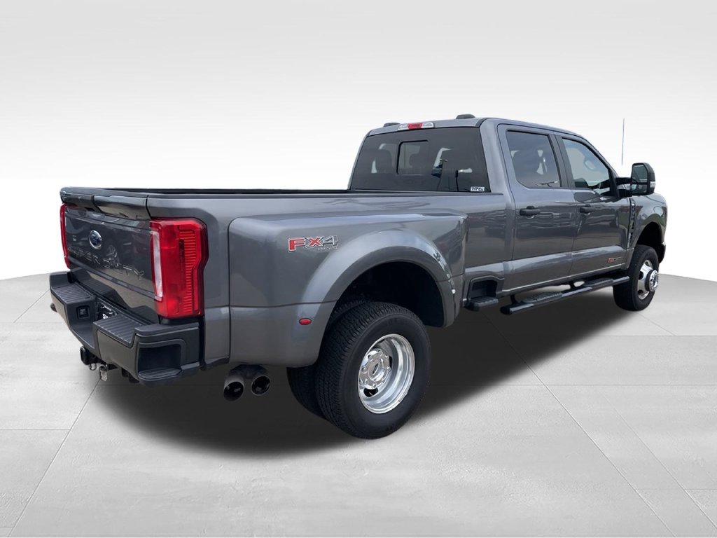 Used 2024 Ford F350 XL AWD/4WD image 4