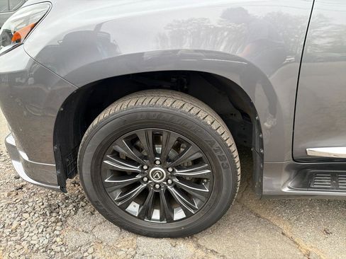 Used 2022 Lexus GX 460 Premium w/ Accessory Package AWD/4WD image 13