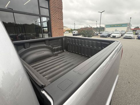 Used 2025 RAM 1500 Big Horn AWD/4WD image 12