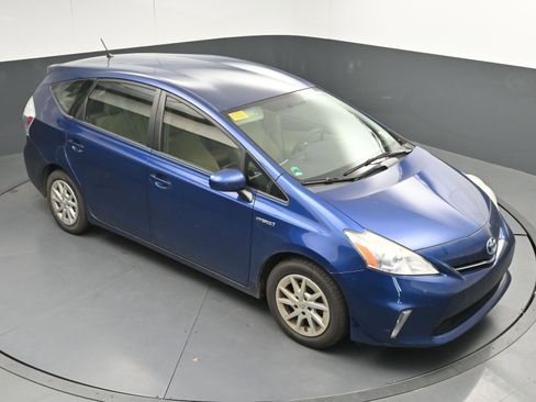 Used 2012 Toyota Prius V Two image 29
