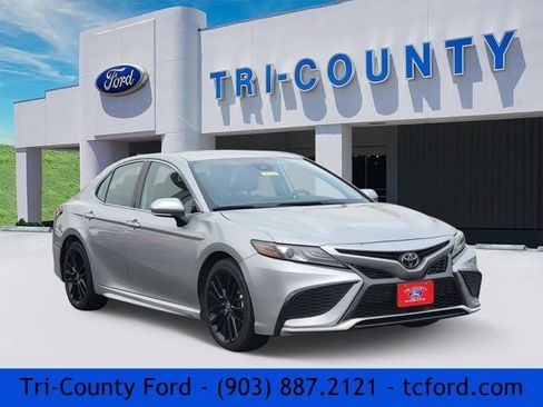 Used 2023 Toyota Camry XSE image 1