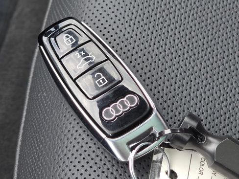 Used 2026 Audi Q7 2.0T Premium Plus w/ Premium Plus Package AWD/4WD image 44