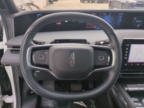 Used 2025 Lincoln Nautilus Reserve w/ Jet Appearance Package image 23