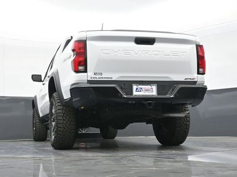 New 2026 Chevrolet Colorado ZR2 w/ Technology Package AWD/4WD image 46