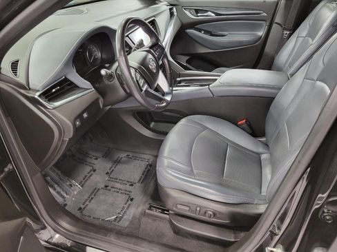 Used 2023 Buick Enclave Essence w/ LPO, Luxury Package image 9