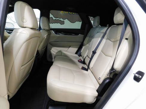 Used 2018 Cadillac XT5 AWD image 79