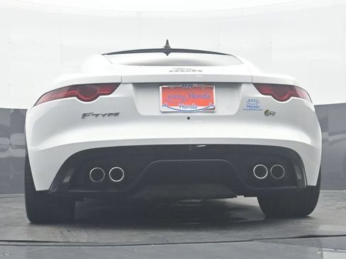 Used 2015 Jaguar F-TYPE R RWD image 30
