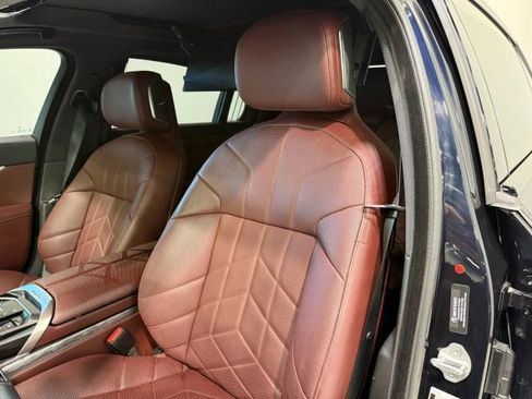 Used 2025 BMW 760i xDrive w/ Executive Package AWD/4WD image 76