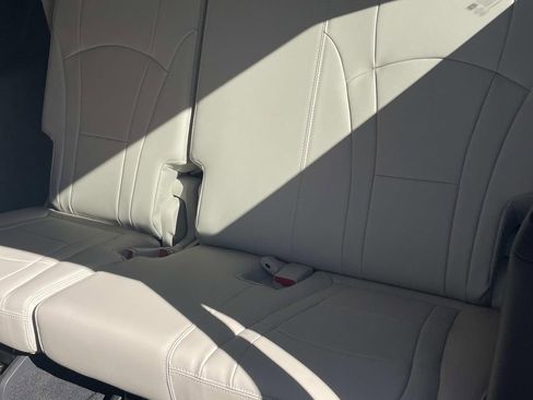 Used 2023 Buick Enclave Essence w/ Experience Buick Package image 11