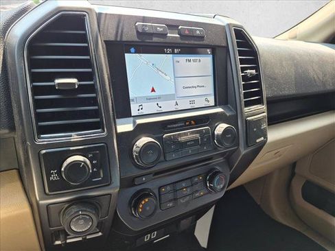 Used 2018 Ford F150 XLT w/ Equipment Group 302A Luxury AWD/4WD image 11