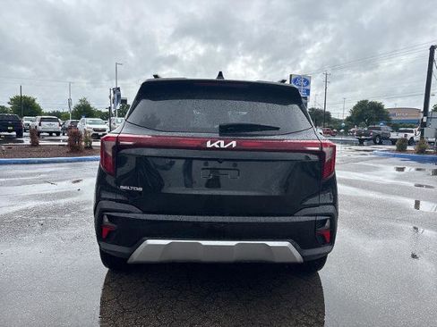 Used 2024 Kia Seltos S FWD image 4
