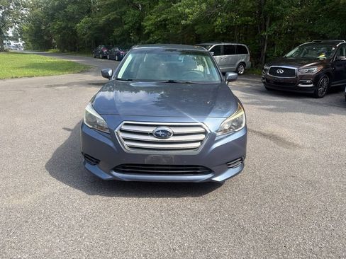 Used 2017 Subaru Legacy 2.5i Premium AWD/4WD image 2