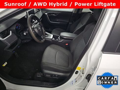 Used 2020 Toyota RAV4 XLE w/ Convenience Package AWD/4WD image 7