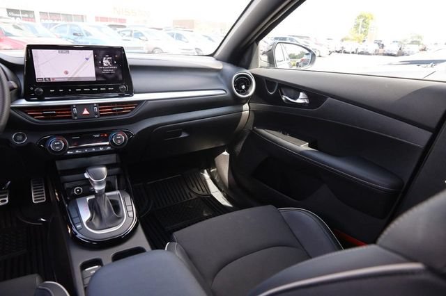 Used 2023 Kia Forte GT-Line w/ GT-Line Technology Package FWD image 28