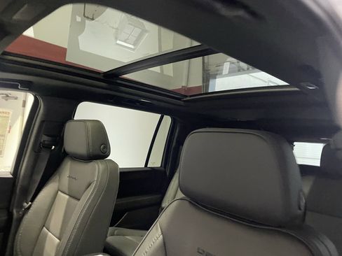 New 2026 GMC Yukon XL Denali image 18