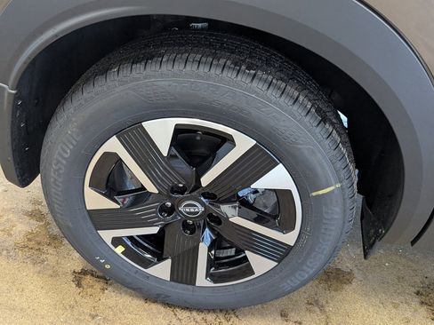 New 2026 Nissan Kicks SV image 31