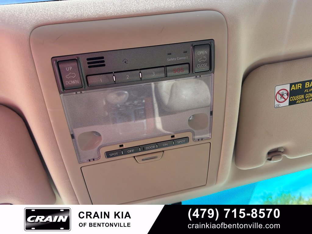 Used 2010 Lexus LX 570 4WD w/ Preferred Accessory Package image 20