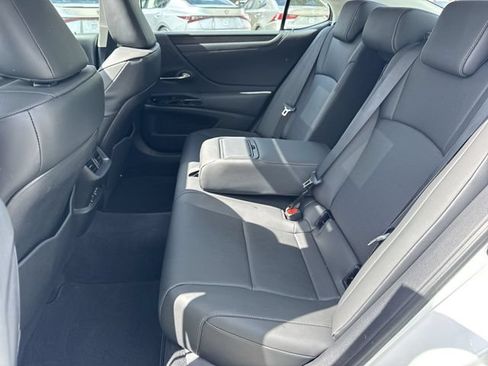 Certified 2024 Lexus ES 350 w/ Premium Package FWD image 23