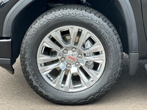Used 2024 GMC Sierra 1500 Denali w/ Technology Package AWD/4WD image 23