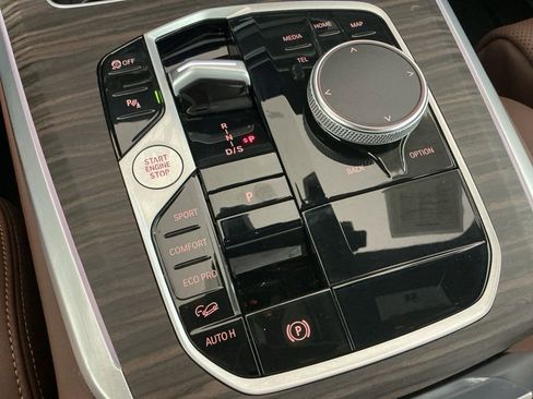 Certified 2024 BMW X5 xDrive40i w/ M Sport Package image 14