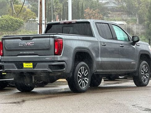 Used 2021 GMC Sierra 1500 AT4 w/ AT4 Premium Package image 5