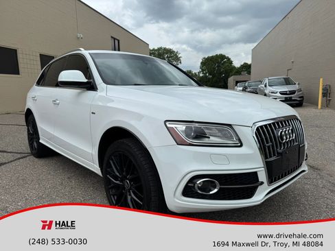 Used 2017 Audi Q5 2.0T Premium Plus w/ Technology Package AWD/4WD image 1