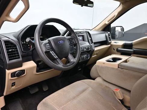 Used 2018 Ford F150 XLT AWD/4WD image 12